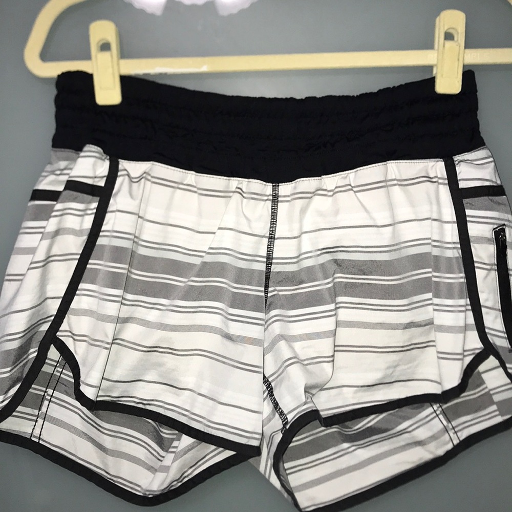 Lululemon shorts with side pocket!